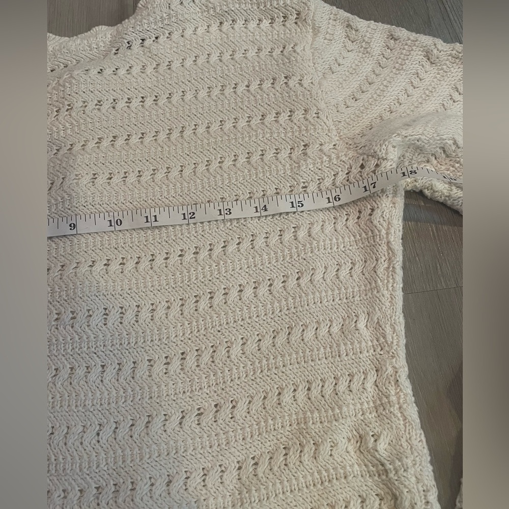 Abercrombie & Fitch Ivory Cream Scalloped Hem Knit Cotton Cardigan size Small - Picture 7 of 8
